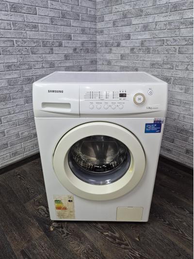 Стиральная машина SAMSUNG WF0500NZW